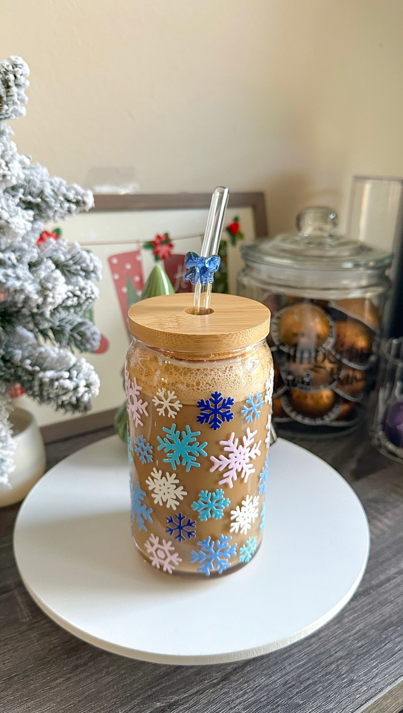 Blue Tone Snowflakes Christmas Libbey Glass Can Cups – 16oz Holiday Glass | Iced Coffee Cup Gift