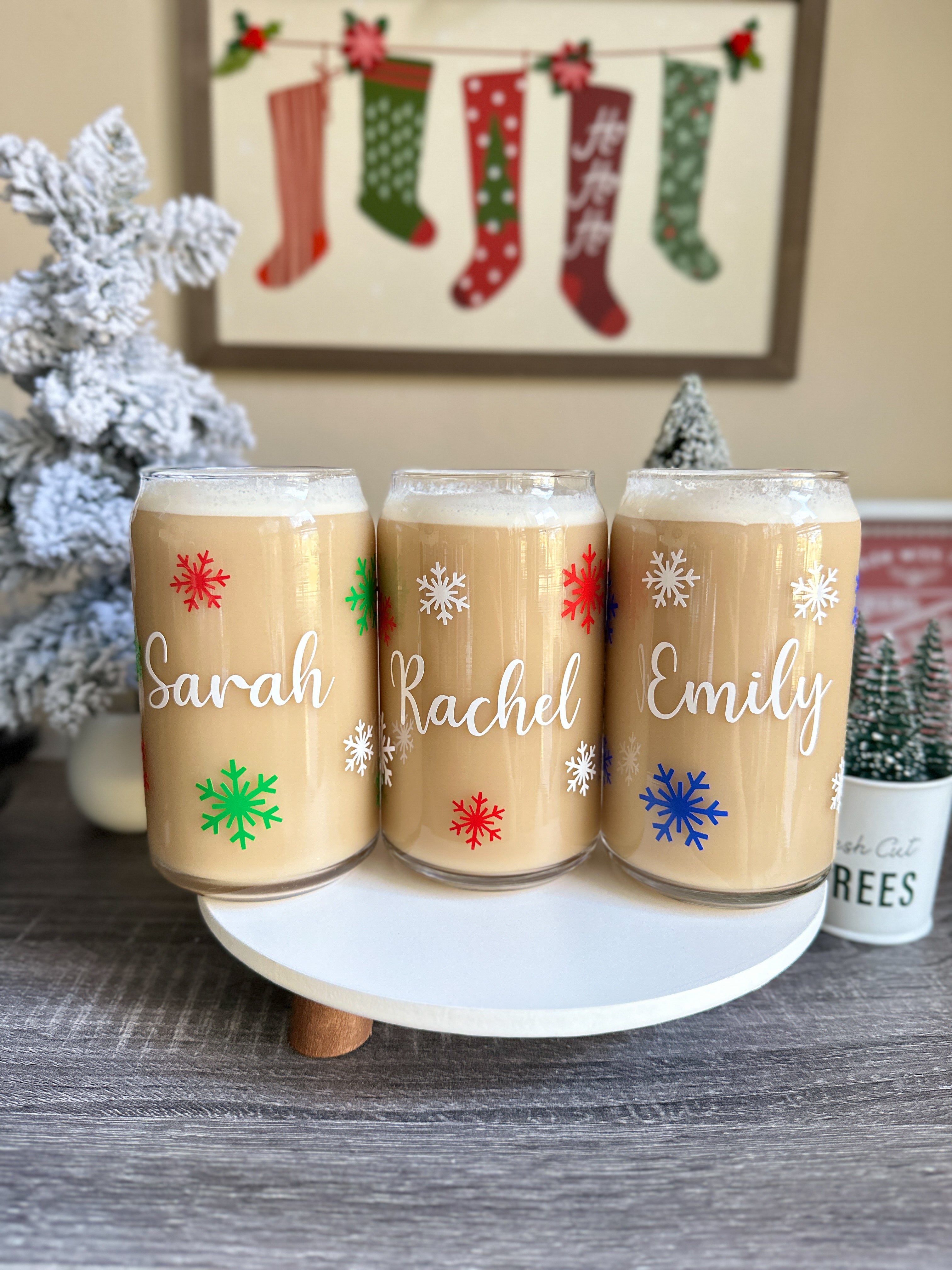 Personalized Christmas Glass Tumbler – Custom Snowflake Cup with Name or Title | Holiday Iced Coffee Cup with Bamboo Lid, Glass Straw & Ribbon Gift