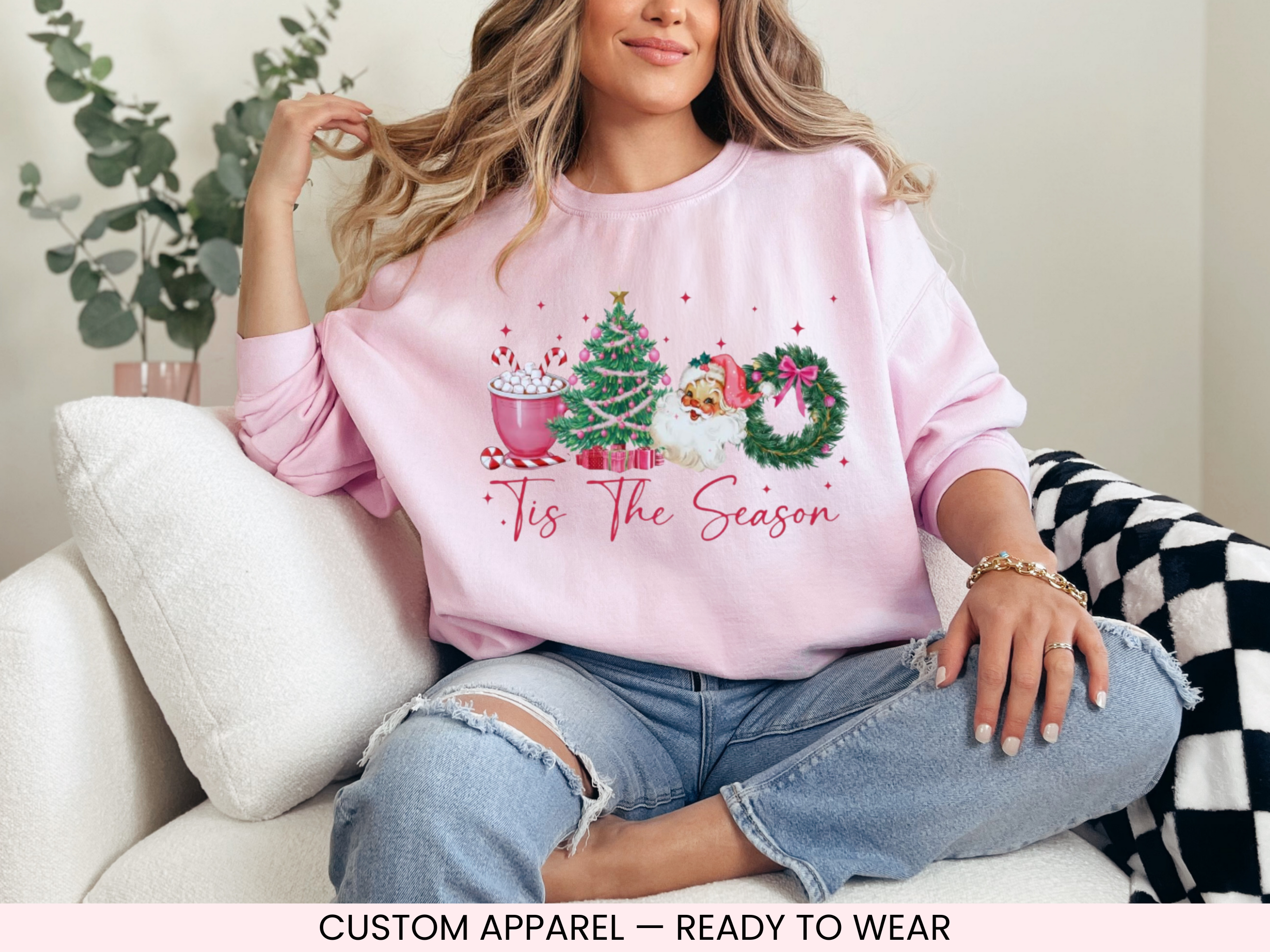 Tis The Season Graphic Sweatshirt | Unisex Christmas Crewneck Sweatshirt