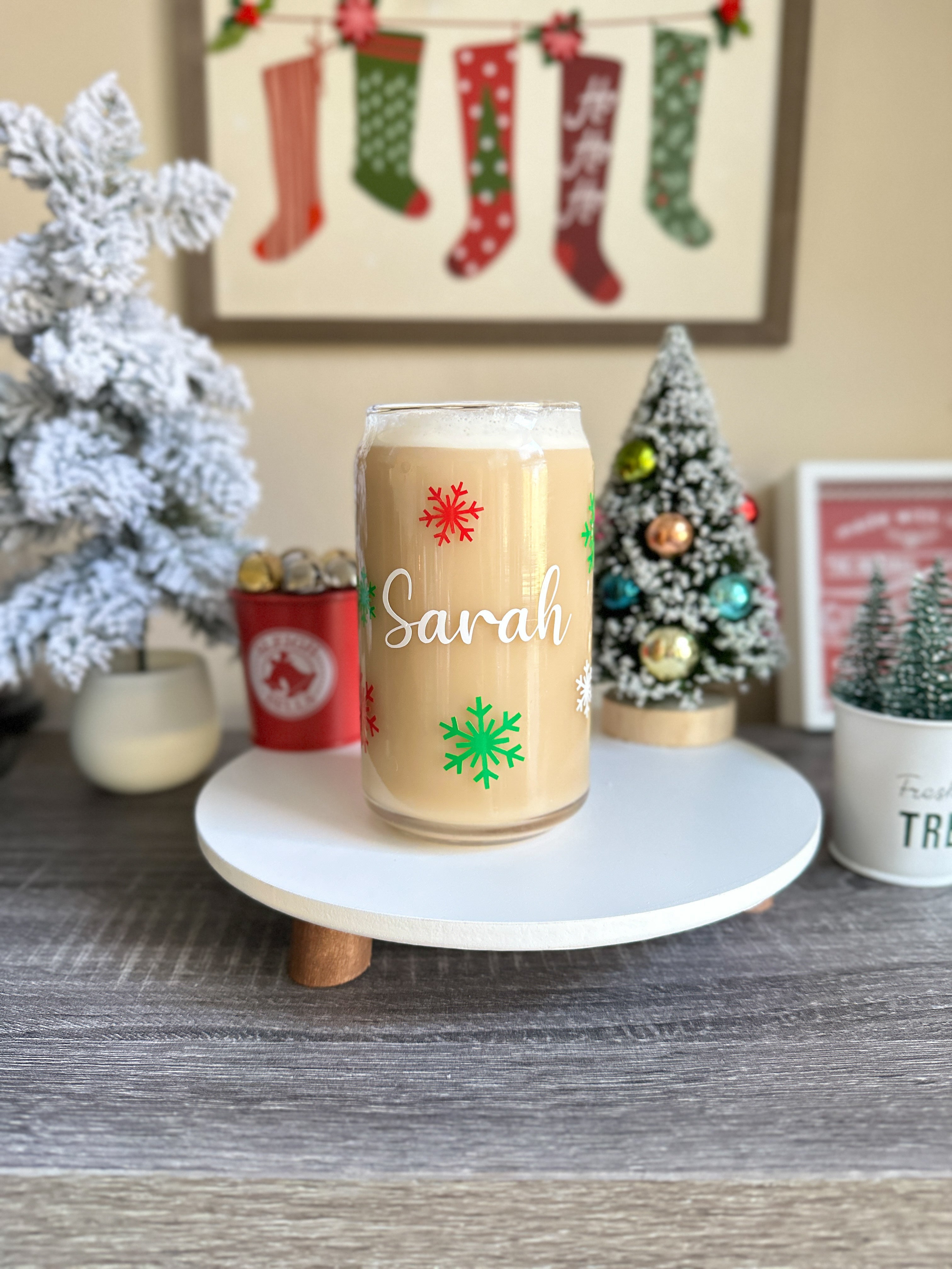 Personalized Christmas Glass Tumbler – Custom Snowflake Cup with Name or Title | Holiday Iced Coffee Cup with Bamboo Lid, Glass Straw & Ribbon Gift